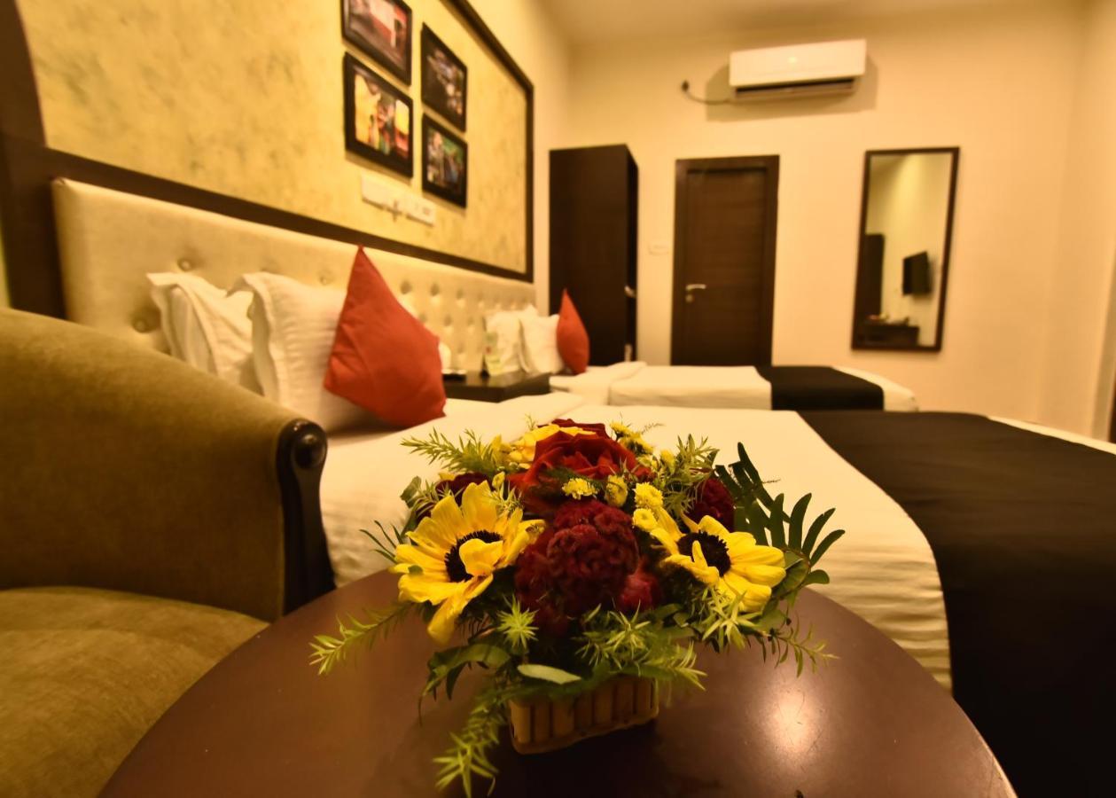 Casa Broadway-A Boutique Hotel Kalkata Exteriér fotografie
