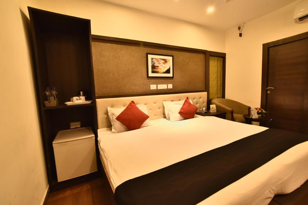 Casa Broadway-A Boutique Hotel Kalkata Exteriér fotografie